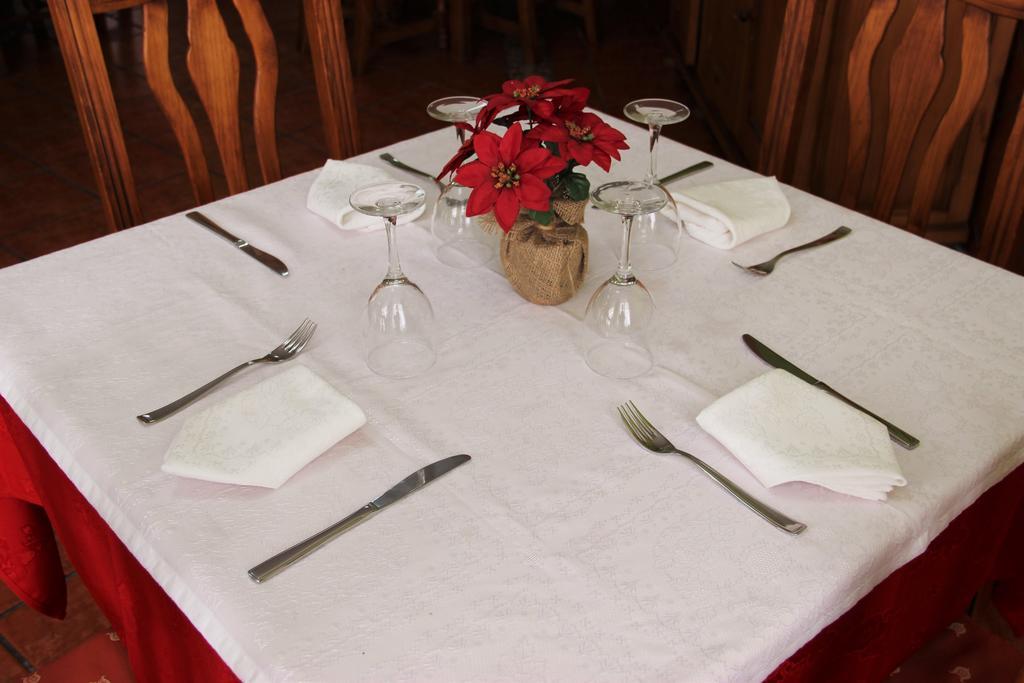 Hostal La Zamora Carcabuey Εξωτερικό φωτογραφία